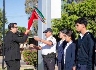 En Abasolo, rinden homenaje a nuestro Lábaro Patrio y abanderan Escoltas de Instituciones Escolares Escoltas de Instituciones Escolares