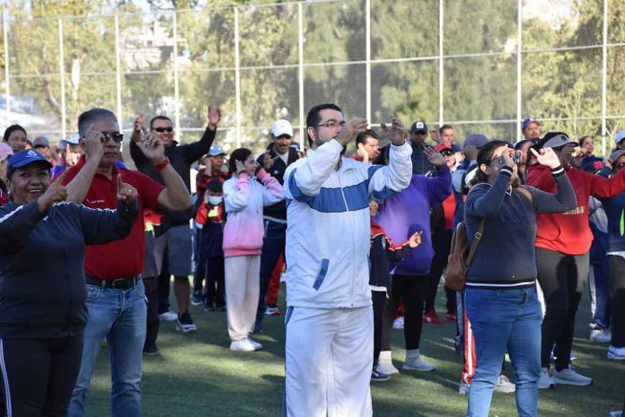 Celebran Jornada deportiva de Familias Educadoras