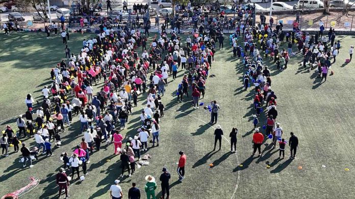 Continúan actividades de familias educadoras