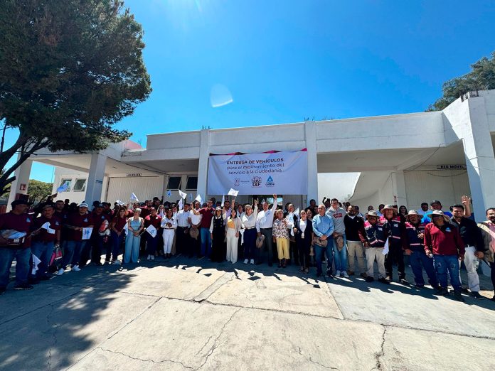 La administración de las buenas finanzas adquiere 2 camionetas