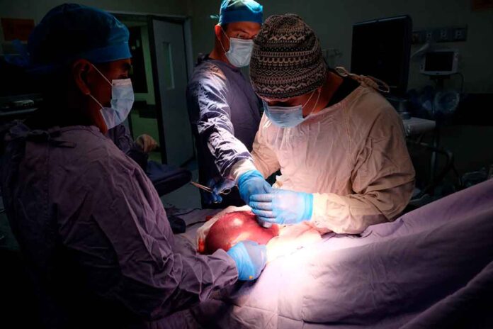 Realizan MicroneurocirugíaFetal para Corregir Espina Bífida en Guanajuato