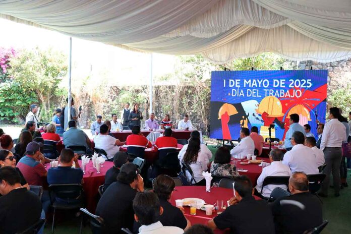 Conmemoran día internacional del trabajo