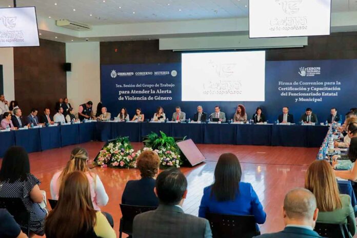 Impulsa gobierno de la gente certificación del funcionariado estatal