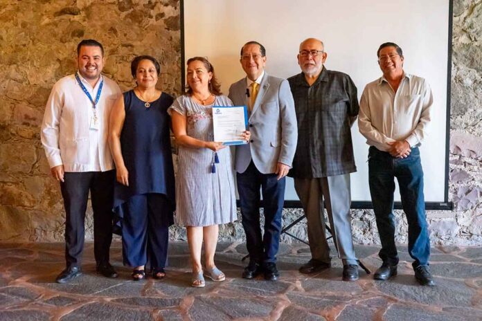 SSG reconoce a las y los enfermeros de la región noreste del estado.