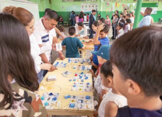 Dependencias municipales participan en Feria de Prevención en la Escuela Primaria Macrina Uribe