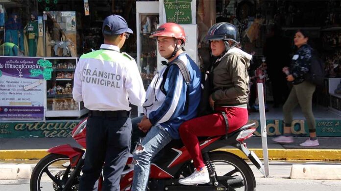 Uso-de-Casco-de-Seguridad-1