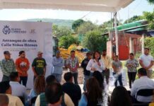 Pavimentan Calle Niños Héroes en la Localidad de los Otates