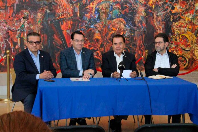 ANUNCIAN-EXHIBICIÓN-Y-DESFILE-DE-AUTOS-3