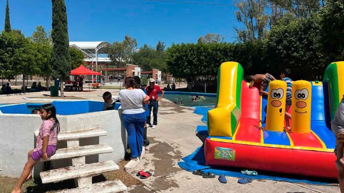 ALBERCA-DEPORTIVA-SUR-3