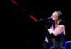 NATALIA JIMÉNEZ CONQUISTA A LAS MAMÁS DE IRAPUATO CON EMOTIVO CONCIERTO