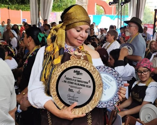 Ma. Esther Villalpando