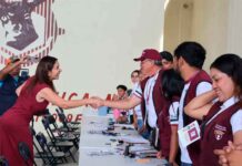 Impulsan la educación en Pénjamo con la entrega de becas «Rita Cetina»