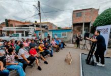 Encendido de luminarias transforma la colonia El Saucillo en Abasolo